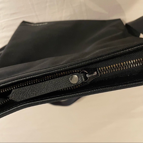 Burberry Crossbody Bag - Picture 6 of 7